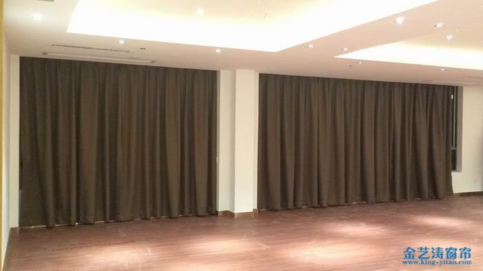 禪城區張槎辦公室窗簾定做——高精密全遮光窗簾